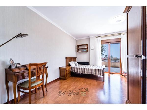 Casa independiente en calle de los Almendros