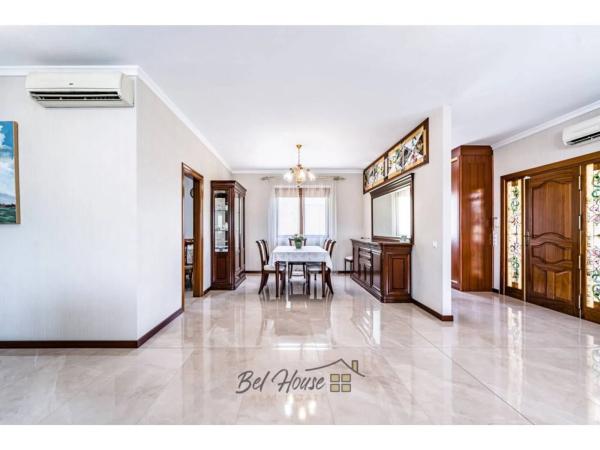 Casa independiente en calle de los Almendros