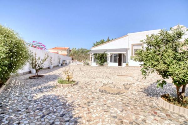 Casa independiente en calle Galicia