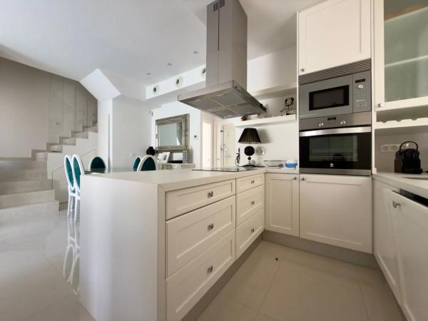 Casa independiente en avenida Argentina, 1