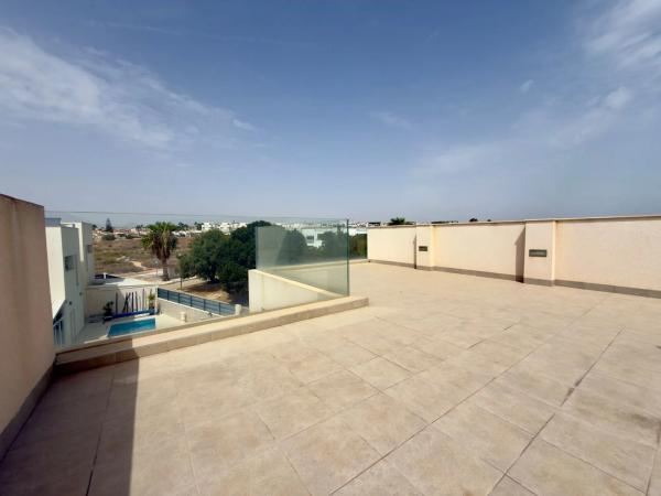 Casa independiente en avenida Argentina, 1