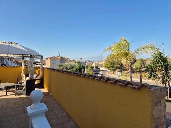 Casa independiente en plaza de Europa, 63