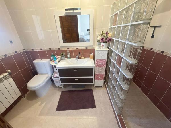 Casa independiente en calle Granada, 4