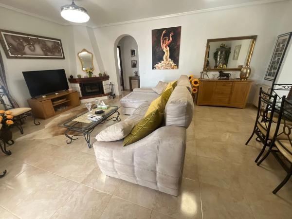 Casa independiente en calle Granada, 4