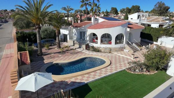 Casa independiente en calle Granada, 4