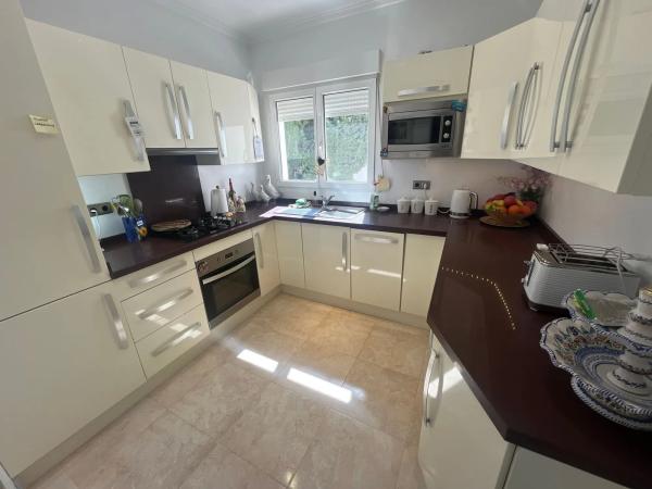 Casa independiente en calle Granada, 4