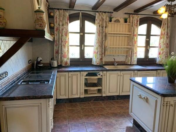 Casa independiente en avenida de los Regantes, 101