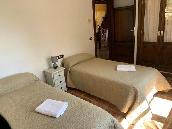 Casa independiente en avenida de los Regantes, 101