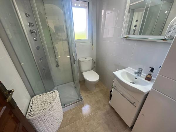 Casa independiente en calle Granada, 4