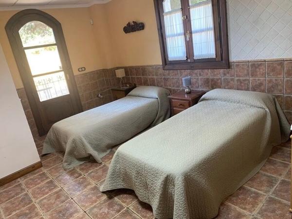 Casa independiente en avenida de los Regantes, 101