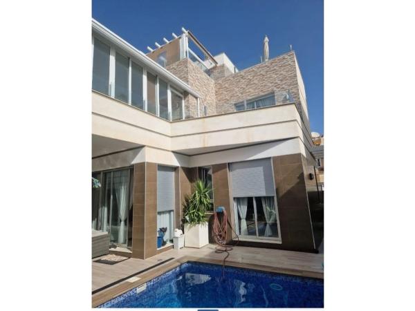 Casa independiente en calle Tarancon