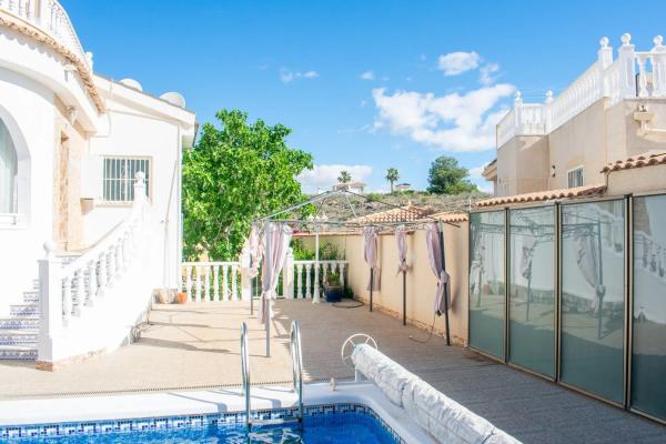 Casa independiente en calle Estocolmo s/n