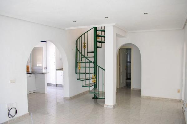 Casa independiente en calle Estocolmo s/n