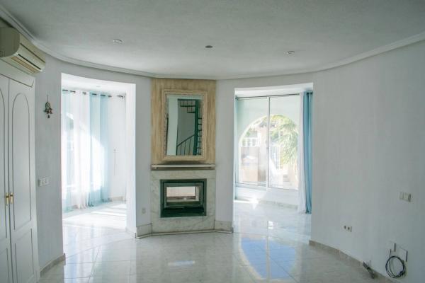 Casa independiente en calle Estocolmo s/n