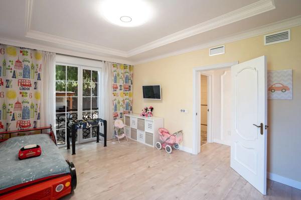 Casa independiente en calle Córdoba