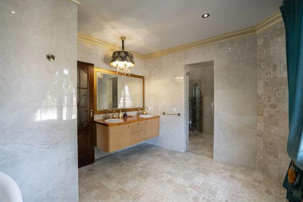 Casa independiente en calle Córdoba