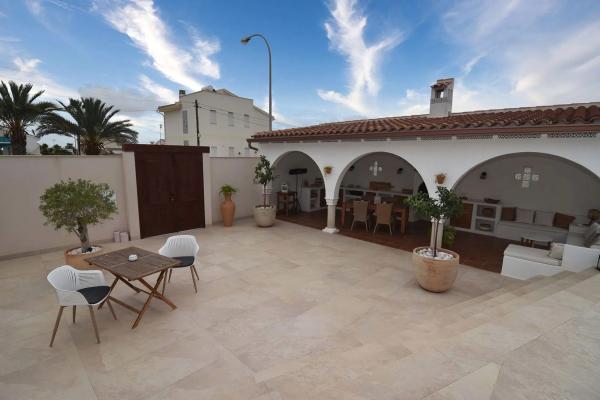 Casa independiente en calle Cabo