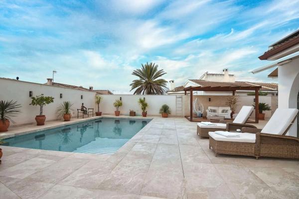 Casa independiente en calle Cabo