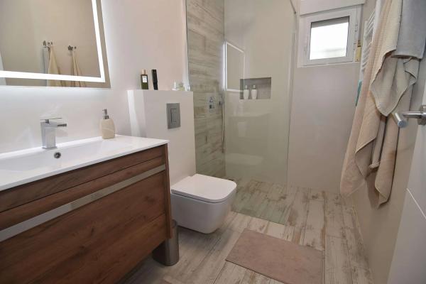 Casa independiente en calle Cabo