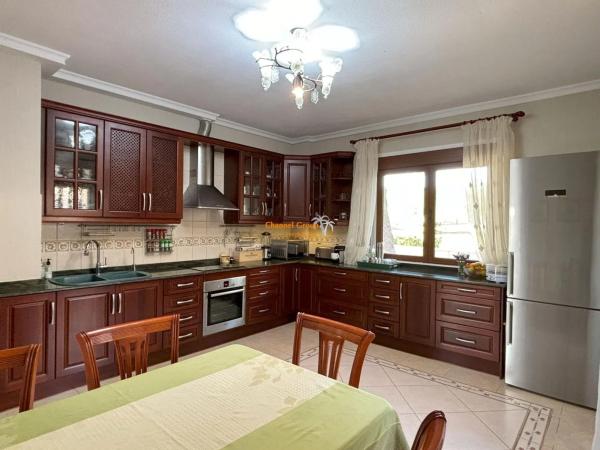 Casa independiente en calle de los Almendros