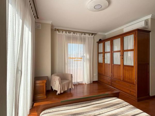 Casa independiente en calle de los Almendros