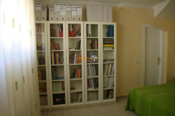 Casa independiente en calle de los Almendros