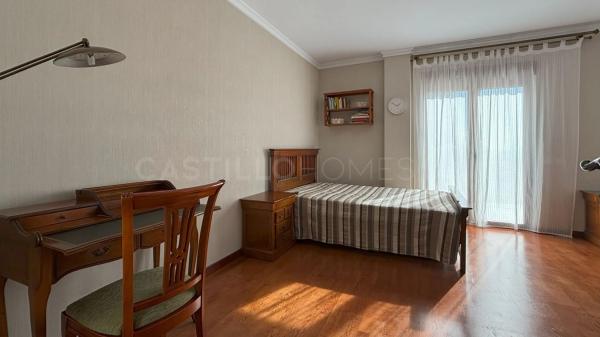 Casa independiente en calle de los Almendros, 31