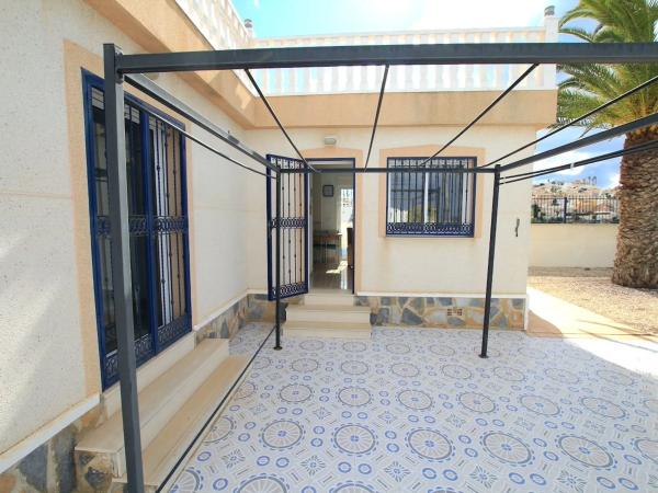 Casa independiente en calle Pico Revolcadores