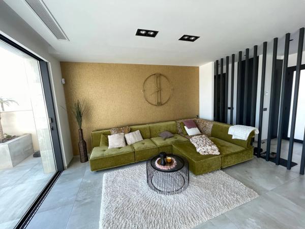 Casa independiente en avenida del Recorral