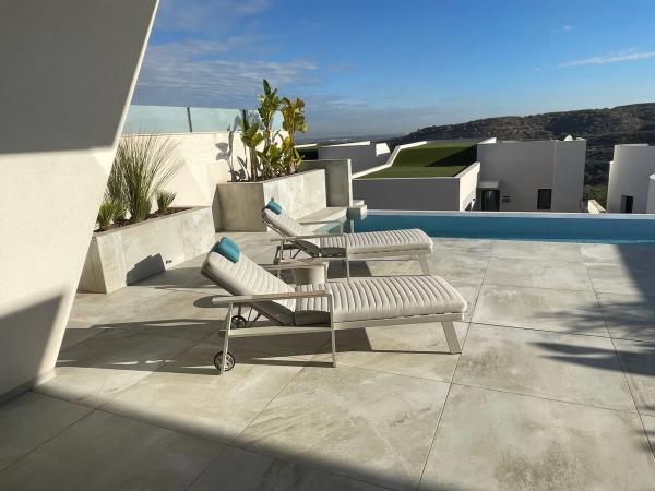 Casa independiente en avenida del Recorral