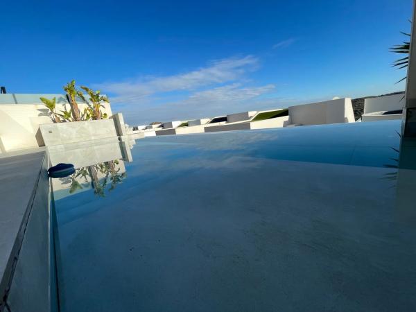 Casa independiente en avenida del Recorral