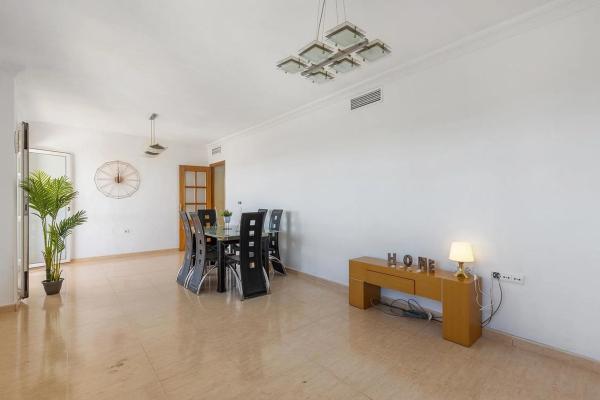 Casa independiente en paseo de Bo Astrom Nˡ 101, 33