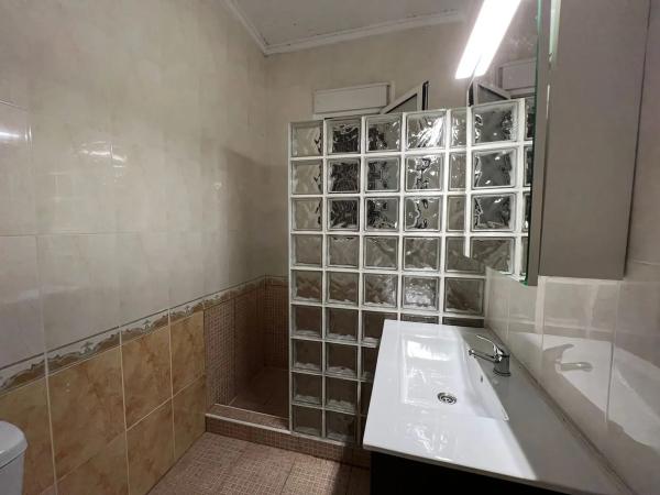 Casa independiente en Africa, 12