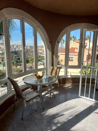 Casa independiente en calle Sierra de Cazalla, 2