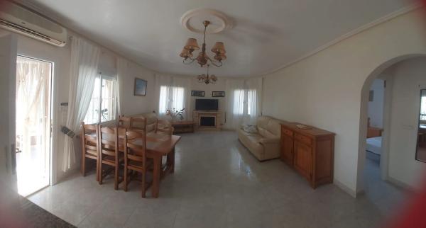 Casa independiente en calle Sierra de Cazalla, 2