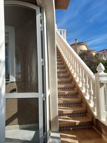 Casa independiente en calle Sierra de Cazalla, 2
