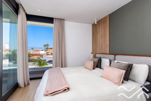 Casa independiente en calle Doctor Quiles Mora, 16