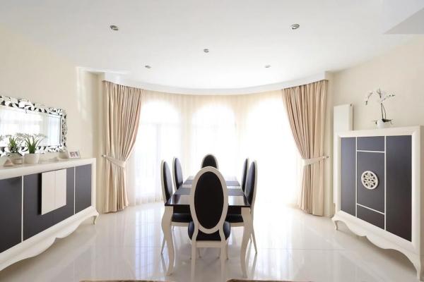 Casa independiente en calle Islas Chafarinas