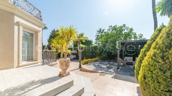 Casa independiente en calle Córdoba