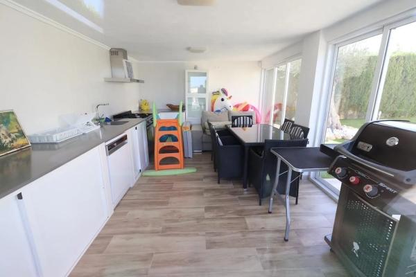 Casa independiente en calle Islas Chafarinas