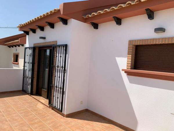 Casa independiente en calle Laguna del Prado, 7