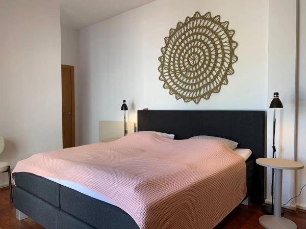 Casa independiente en calle Laguna del Prado, 7