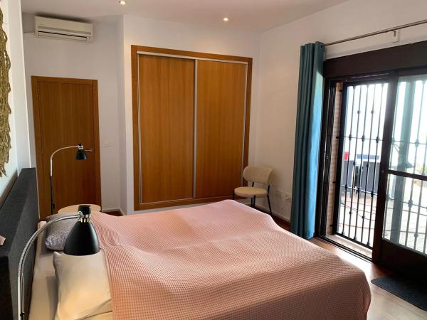 Casa independiente en calle Laguna del Prado, 7