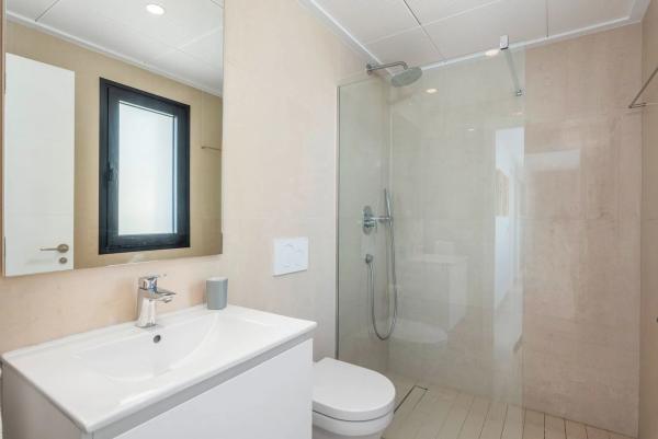 Casa independiente en avenida Guatemala s/n