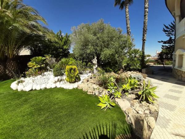 Casa independiente en avenida del Recorral s/n