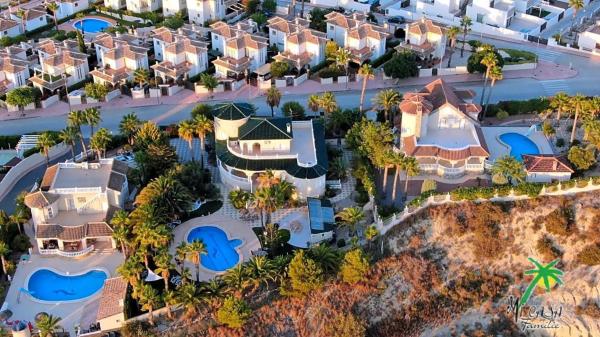Casa independiente en avenida del Recorral s/n
