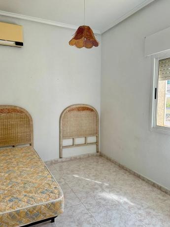 Casa independiente en calle Presidente de la Generalitat, 279