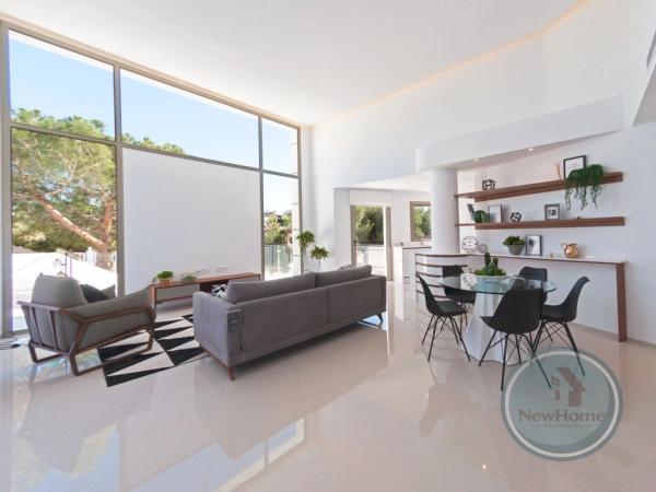 Casa independiente en avenida de Málaga