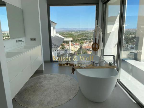 Casa independiente en calle del Pino