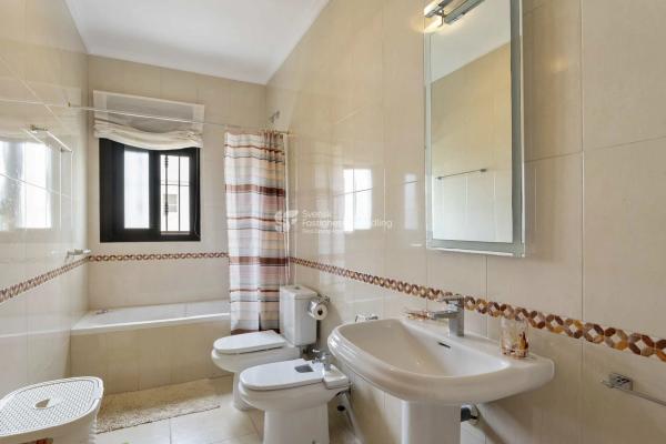 Casa independiente en calle Islas Baleares, 21